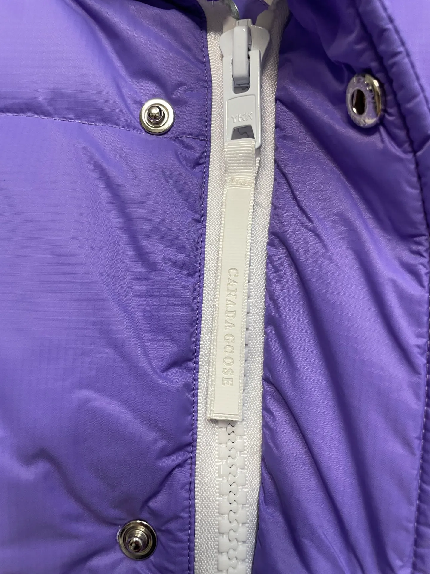 Canadagoose/ 21Ss ❗️ New Arrival“ Series” Canada Goose New Arrival“Northern Lights” ！ ， ， ！ ： 1⃣ 9500-100%nylon 2⃣ YKK ， 3⃣ 80% ，（zp 80% / 90% ） ： 1⃣ /9500-100%nylon 100% 100% , 、 ZP ， 。 2⃣ 80% ， （30 ） 。 。 ： ， 。 ， ， 。 Size:XS-2XL :Purple. . .Black.Royal Blue .Dark Blue